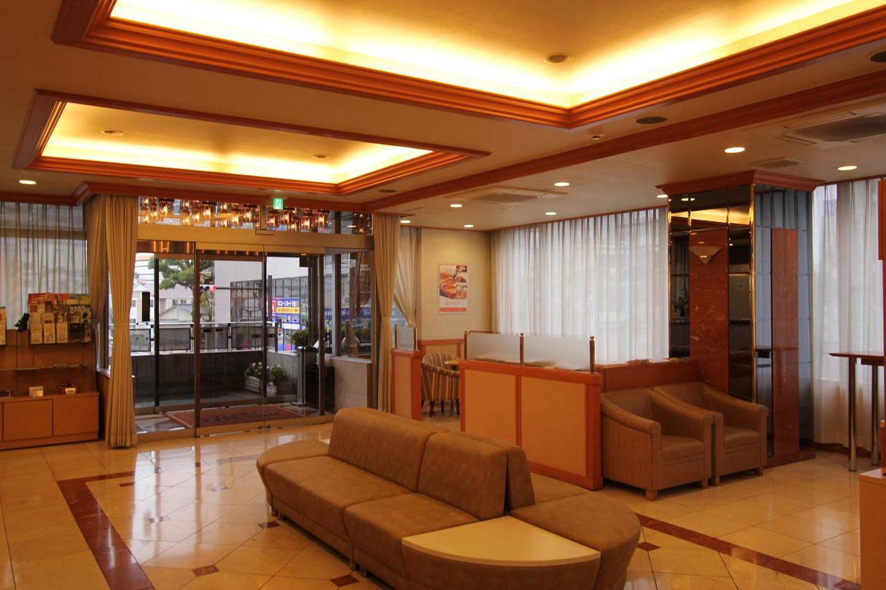 Hotel New Gaea Oitaekimae Zewnętrze zdjęcie