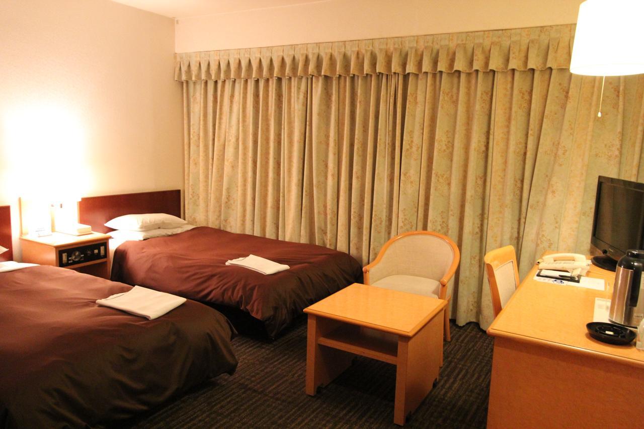 Hotel New Gaea Oitaekimae Zewnętrze zdjęcie