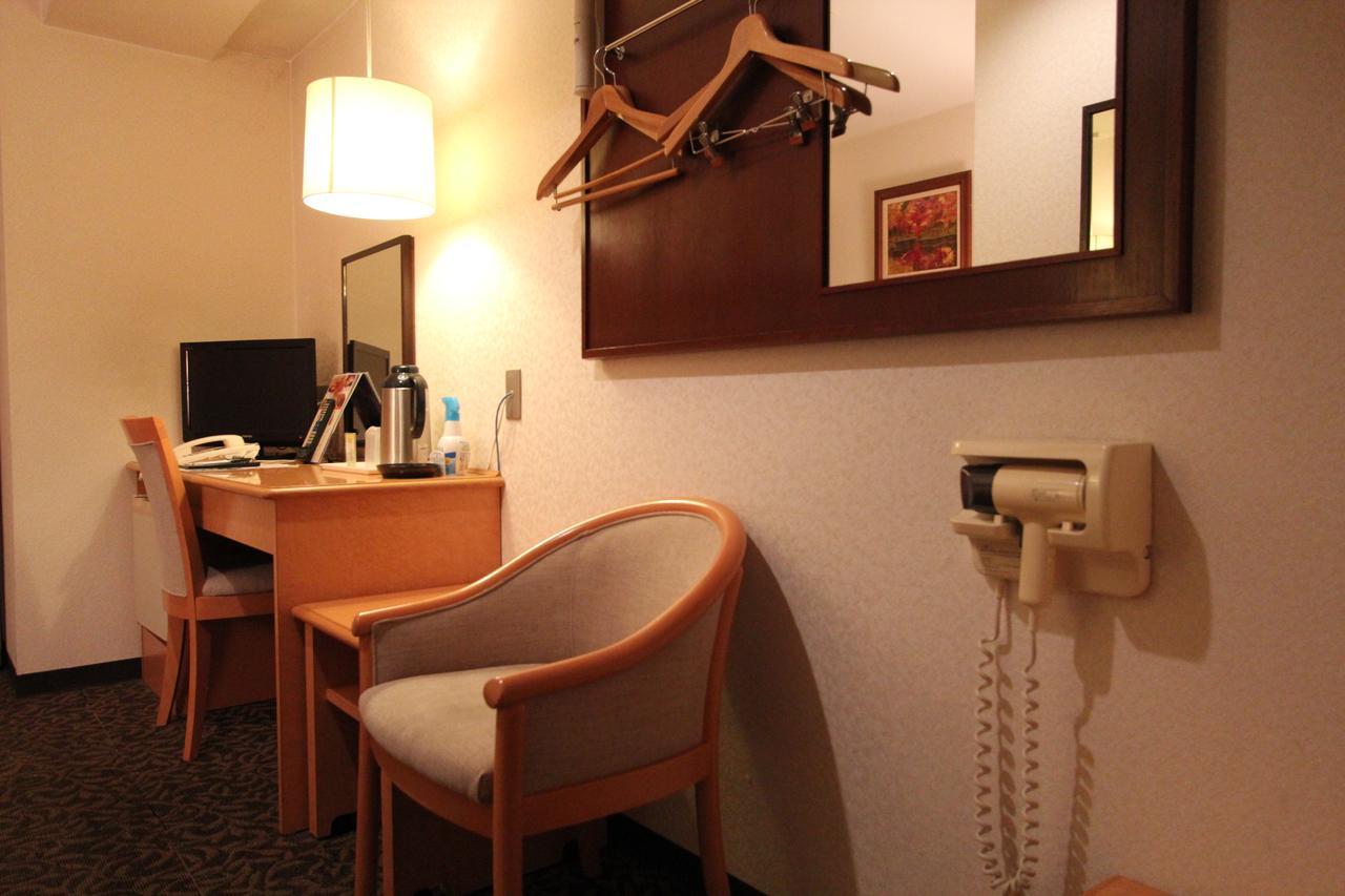 Hotel New Gaea Oitaekimae Zewnętrze zdjęcie